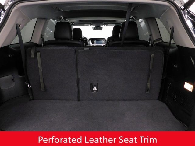 Used 2018 Toyota Highlander Limited image 23