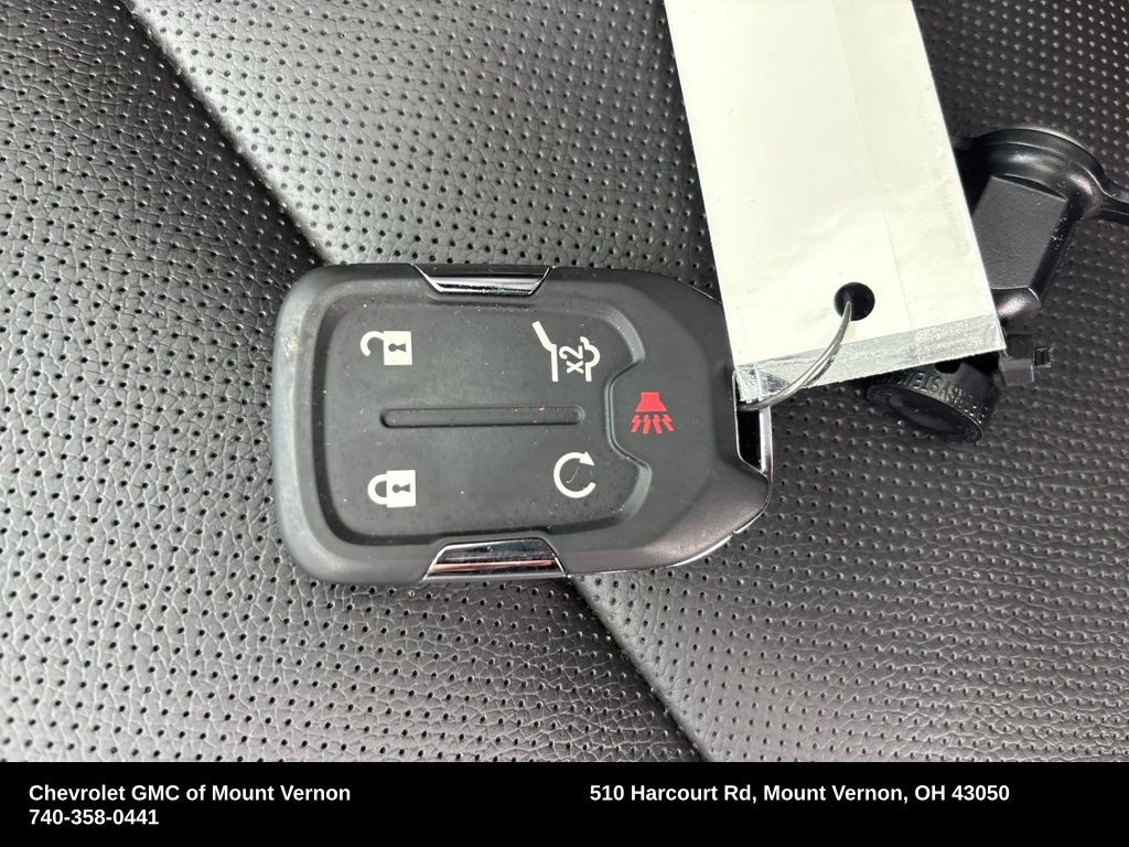 Used 2023 GMC Terrain SLT w/ LPO, Floor Liner Package image 31