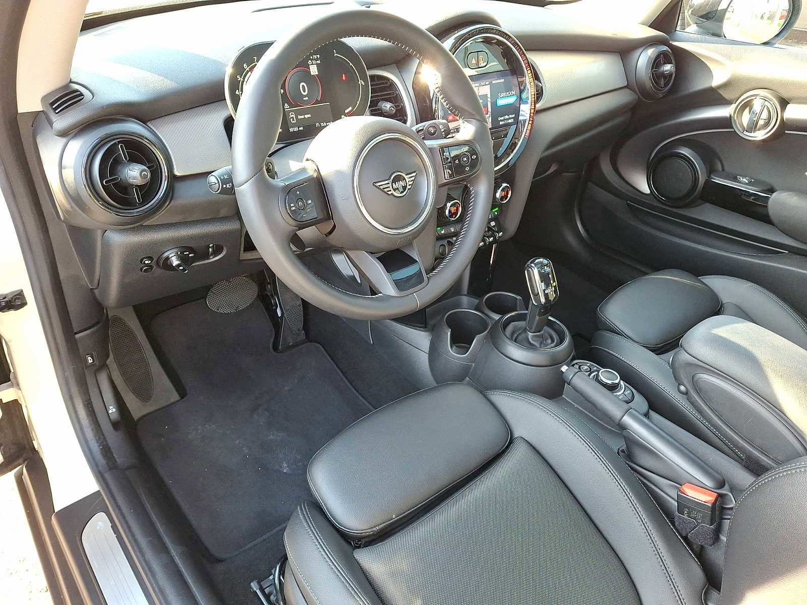 Used 2022 MINI Cooper S FWD image 10