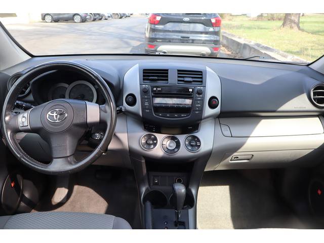 Used 2006 Toyota RAV4 Limited image 8