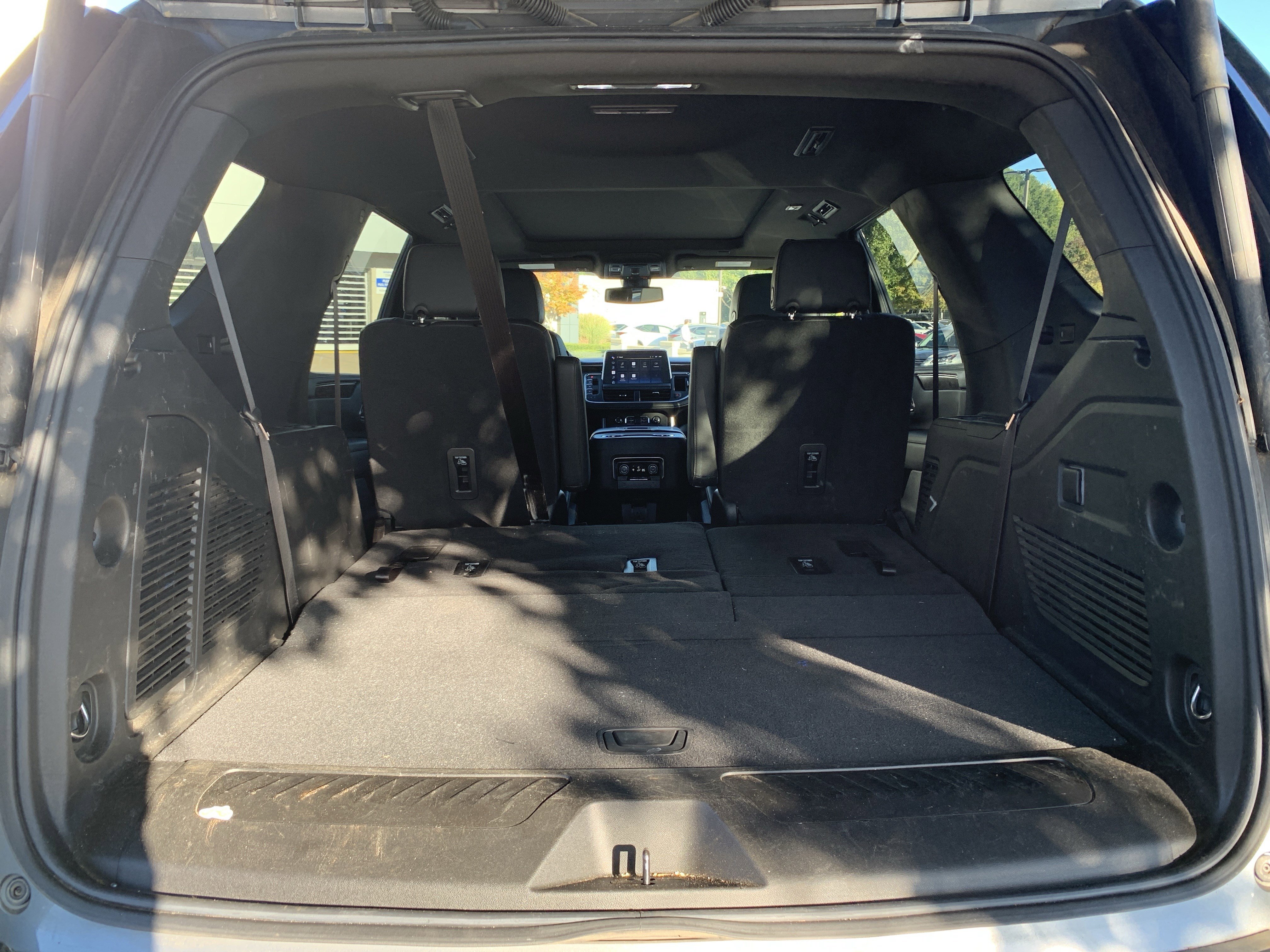 Used 2022 Chevrolet Tahoe LT image 34