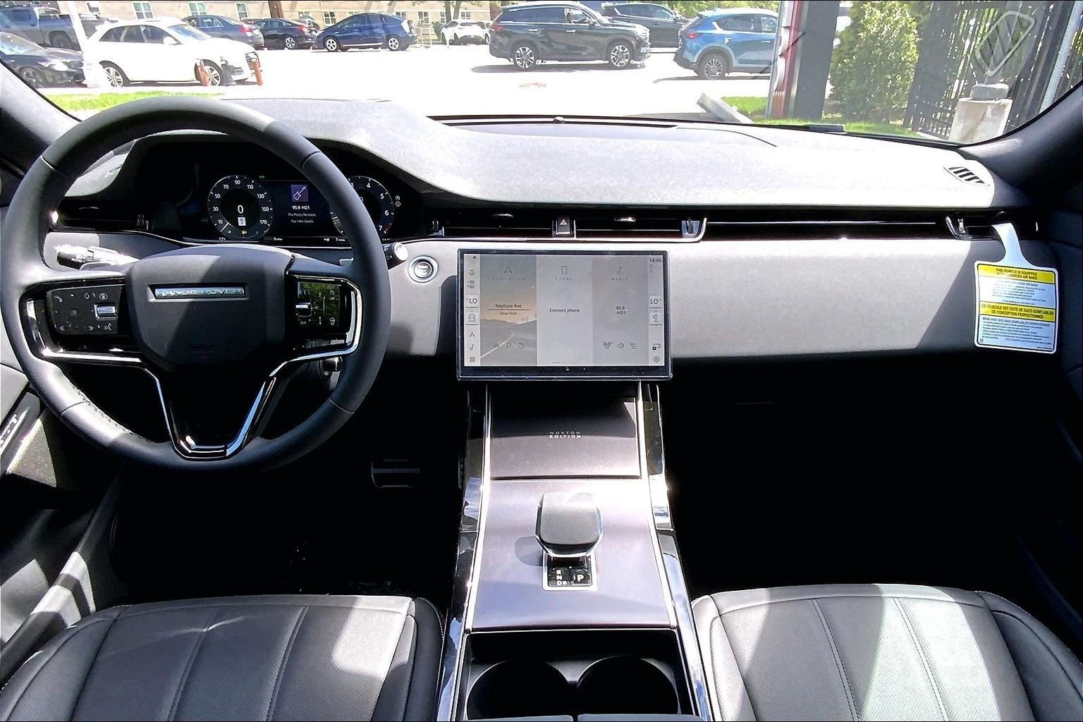 New 2026 Land Rover Range Rover Evoque Hoxton AWD/4WD image 5