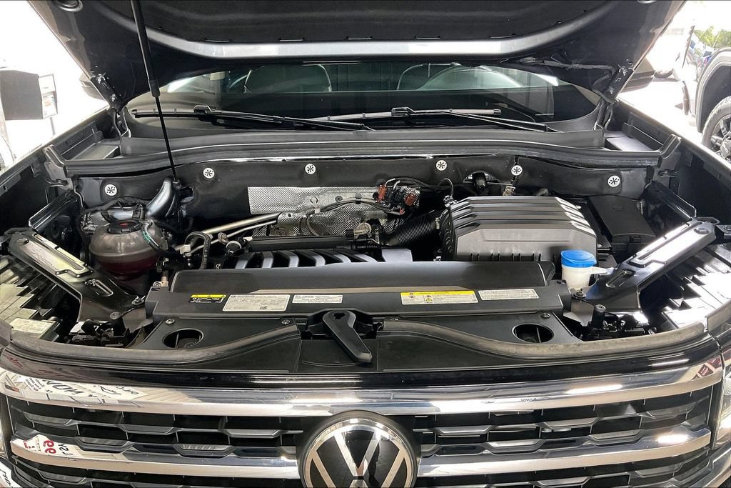 Used 2022 Volkswagen Atlas SEL AWD/4WD image 29