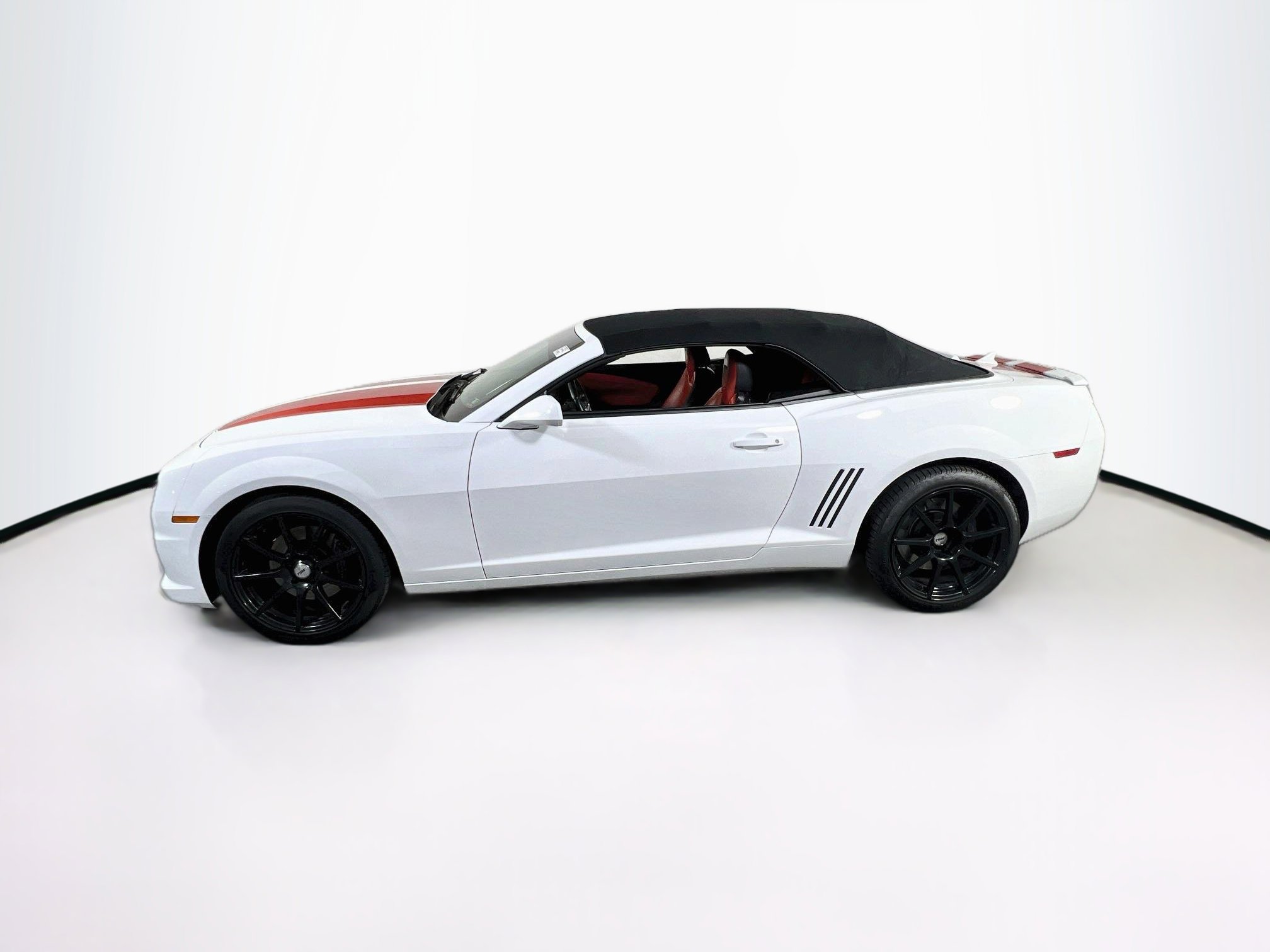 Used 2013 Chevrolet Camaro SS w/ RS Package RWD image 8