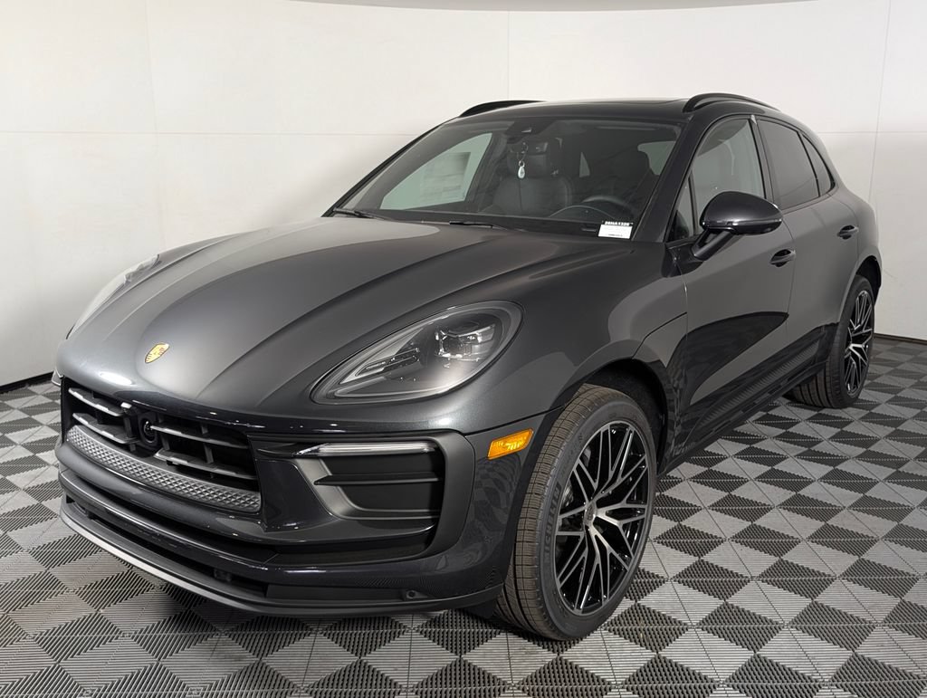 Certified 2026 Porsche Macan AWD/4WD image 1