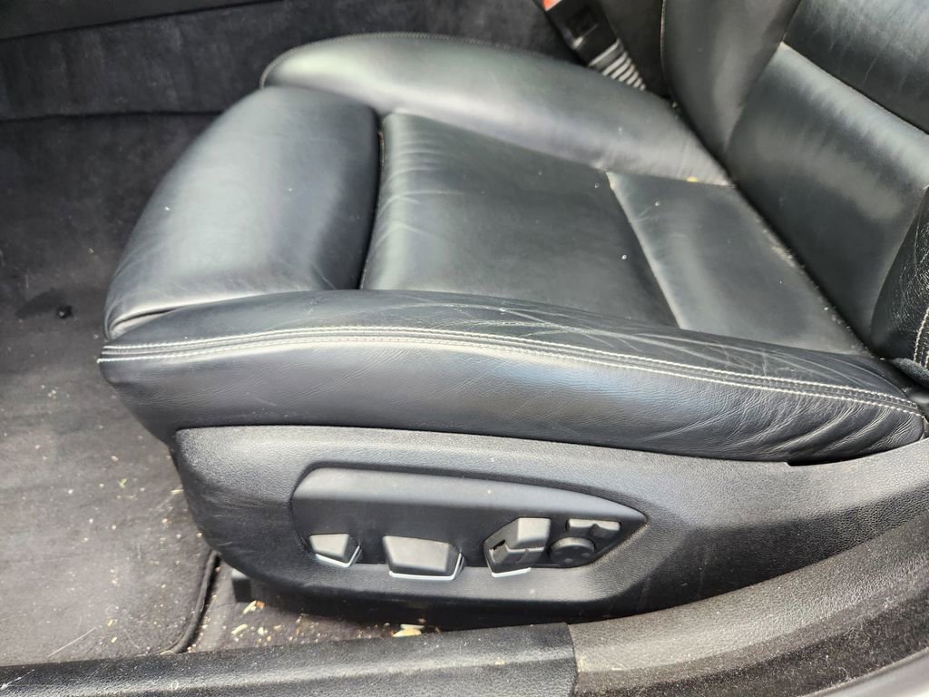 Used 2016 BMW 550i xDrive Sedan AWD/4WD image 16