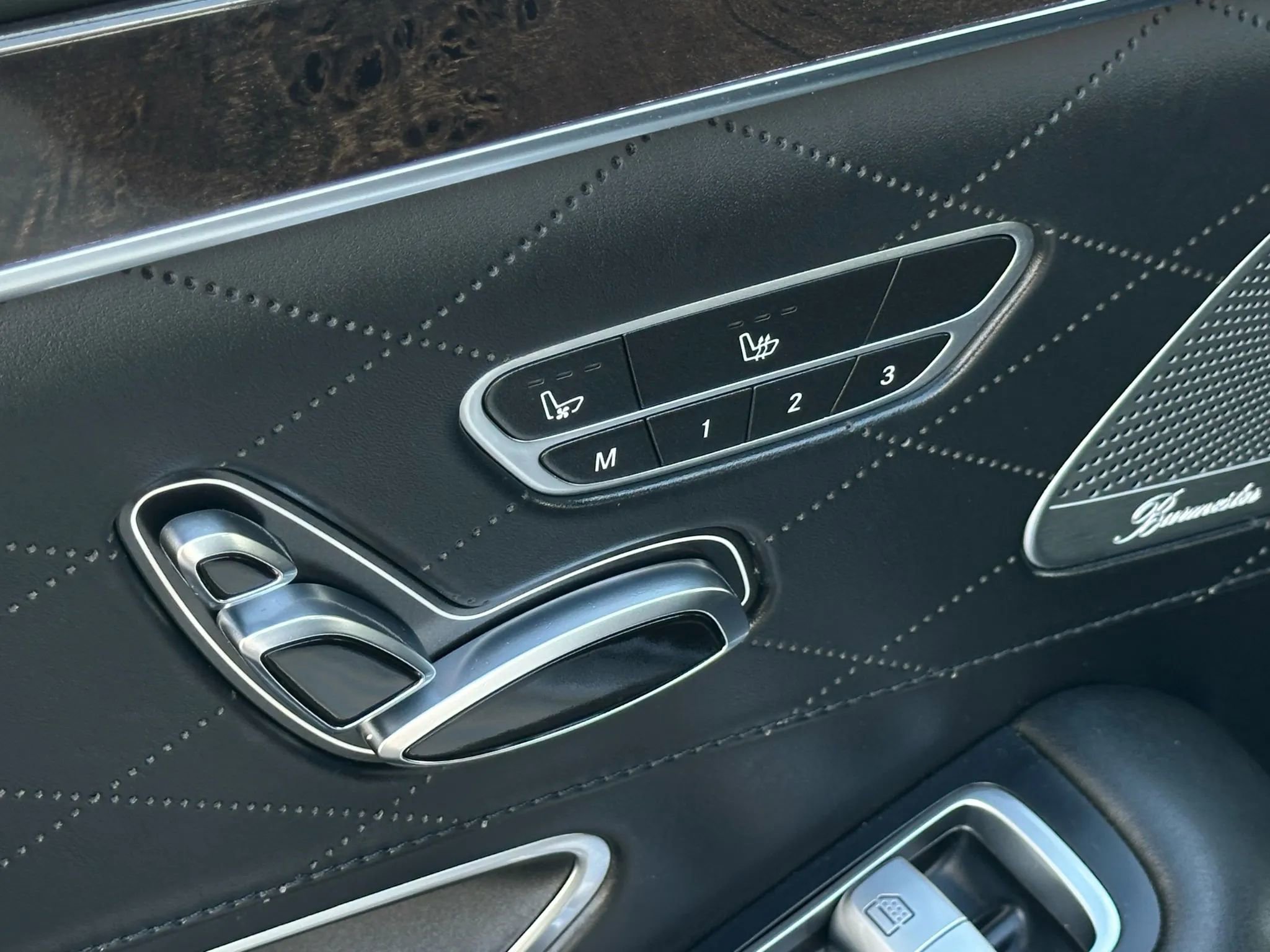 Used 2015 Mercedes-Benz S 550 4MATIC Sedan image 19