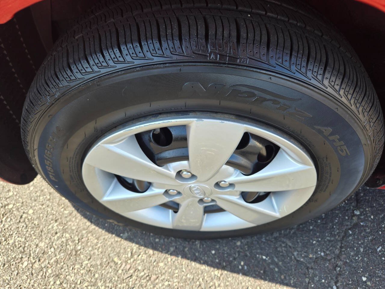 Used 2010 Kia Rio5 FWD image 27
