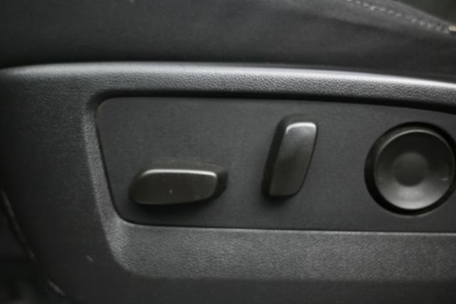 Used 2025 Chevrolet Silverado 2500 LT AWD/4WD image 7