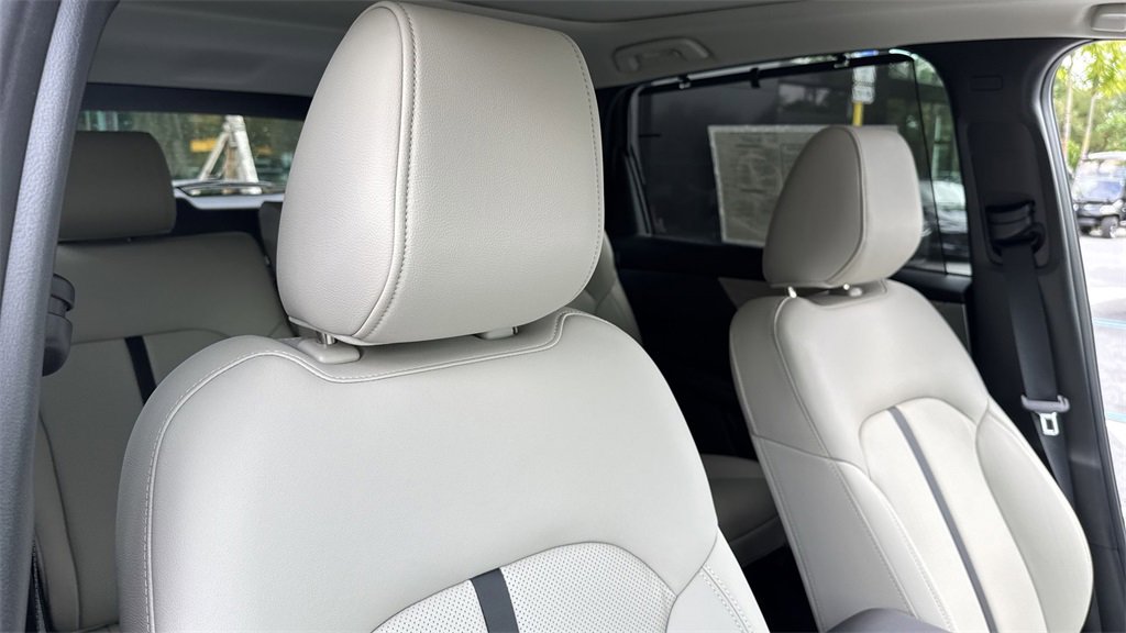 New 2025 MAZDA CX-70 Plug-In Hybrid w/ Premium Pkg image 47