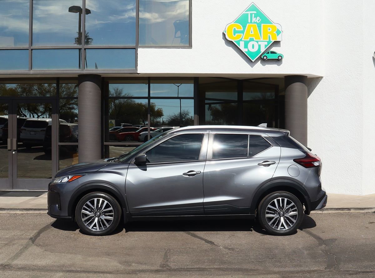 Used 2024 Nissan Kicks SV FWD image 8