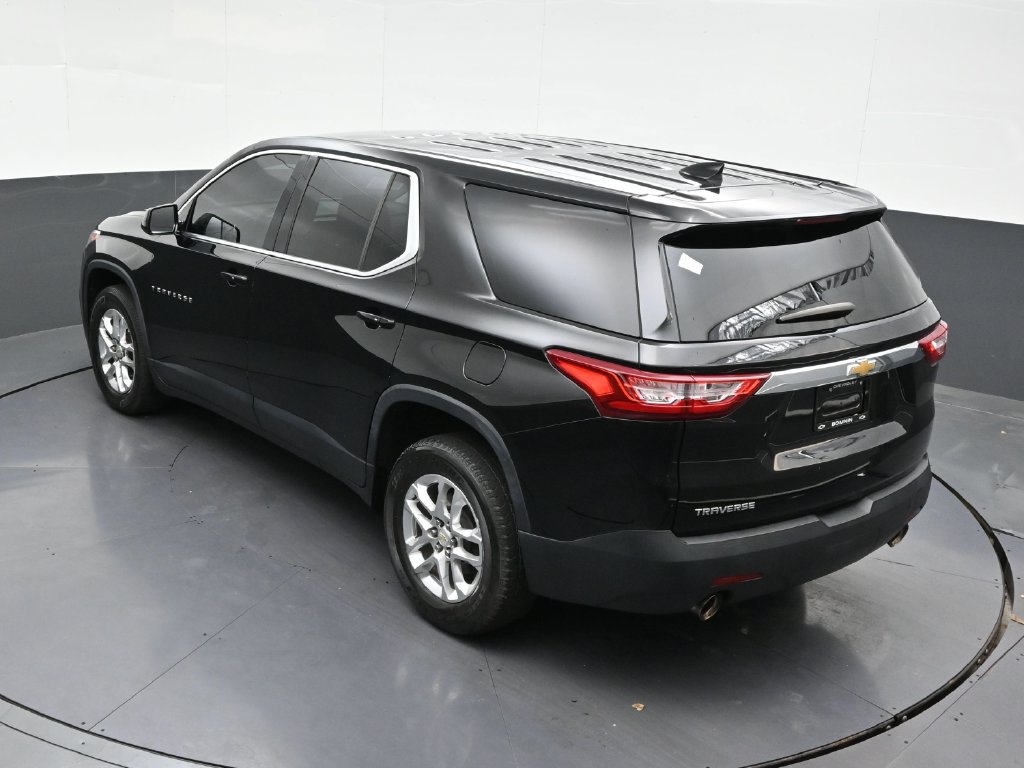 Used 2019 Chevrolet Traverse LS FWD image 17