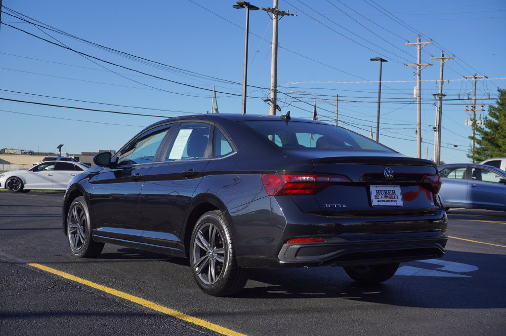 Used 2022 Volkswagen Jetta SE FWD image 5