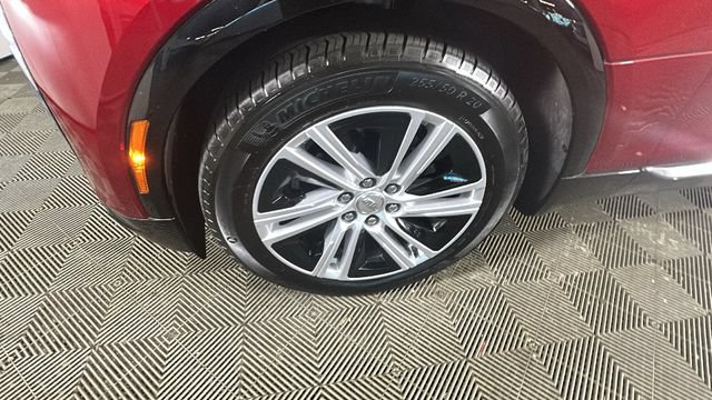 Used 2024 Cadillac Lyriq Tech AWD/4WD image 9