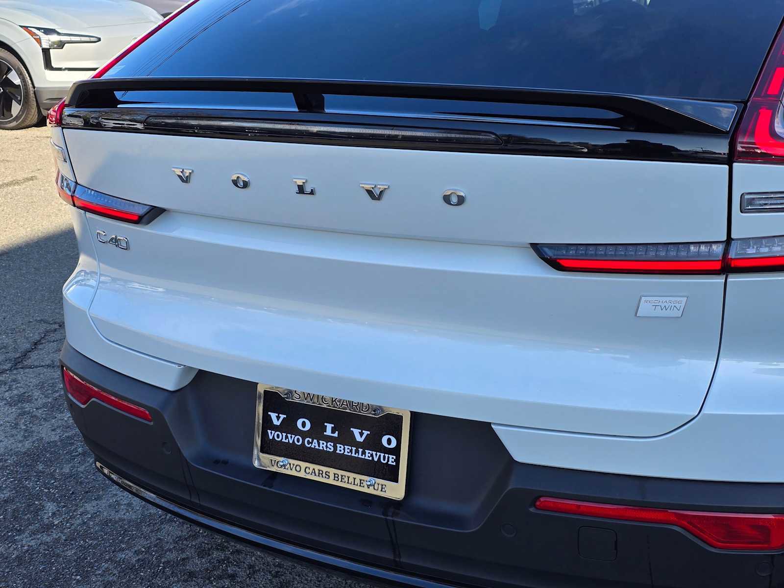 Certified 2023 Volvo C40 P8 Recharge Plus image 15