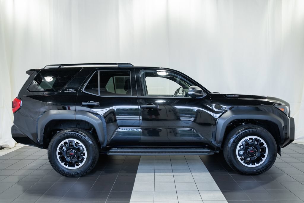 Used 2025 Toyota 4Runner TRD Off-Road AWD/4WD image 3