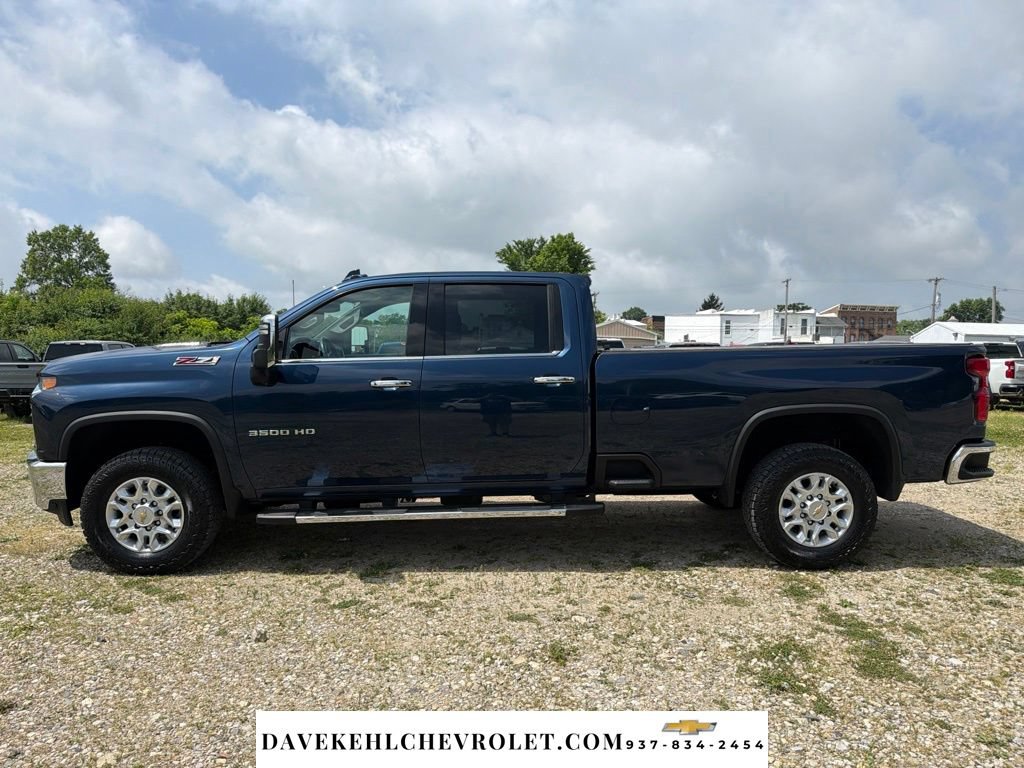 Used 2022 Chevrolet Silverado 3500 LTZ w/ LTZ Plus Package AWD/4WD image 2