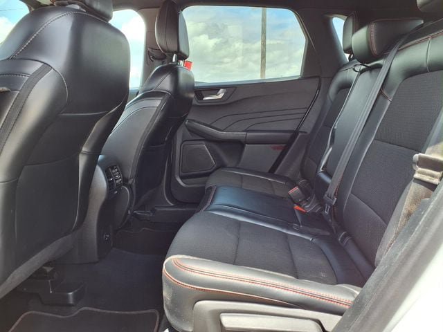 Used 2023 Ford Escape ST-Line AWD/4WD image 14