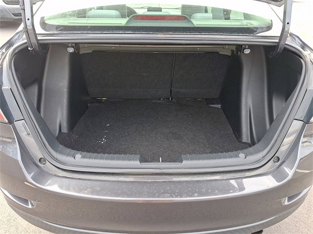 Used 2019 Toyota Yaris LE image 28