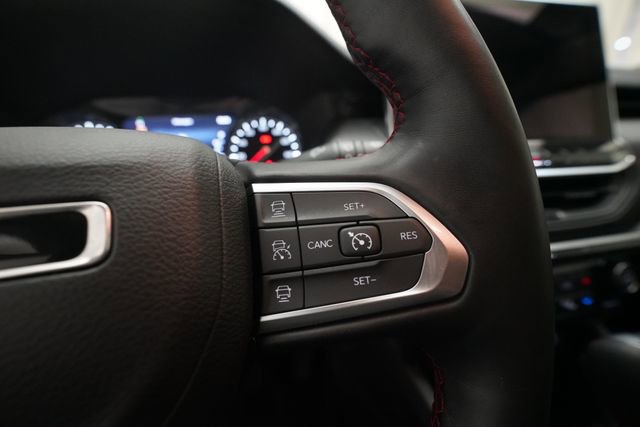 Used 2022 Jeep Compass Trailhawk w/ Trailhawk Convenience Group image 18