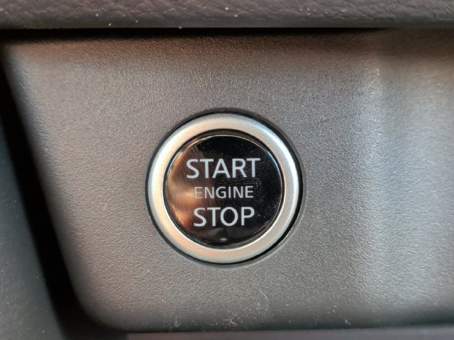 Used 2023 Nissan Rogue S FWD image 22