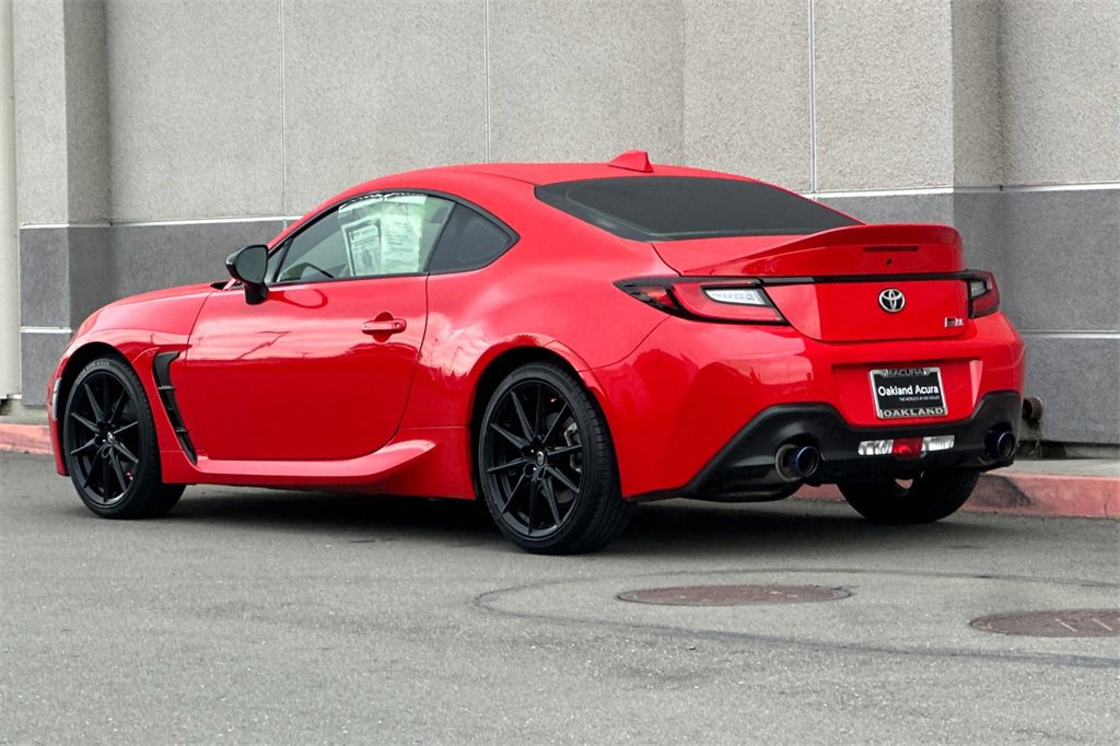 Used 2022 Toyota GR86 Premium image 6