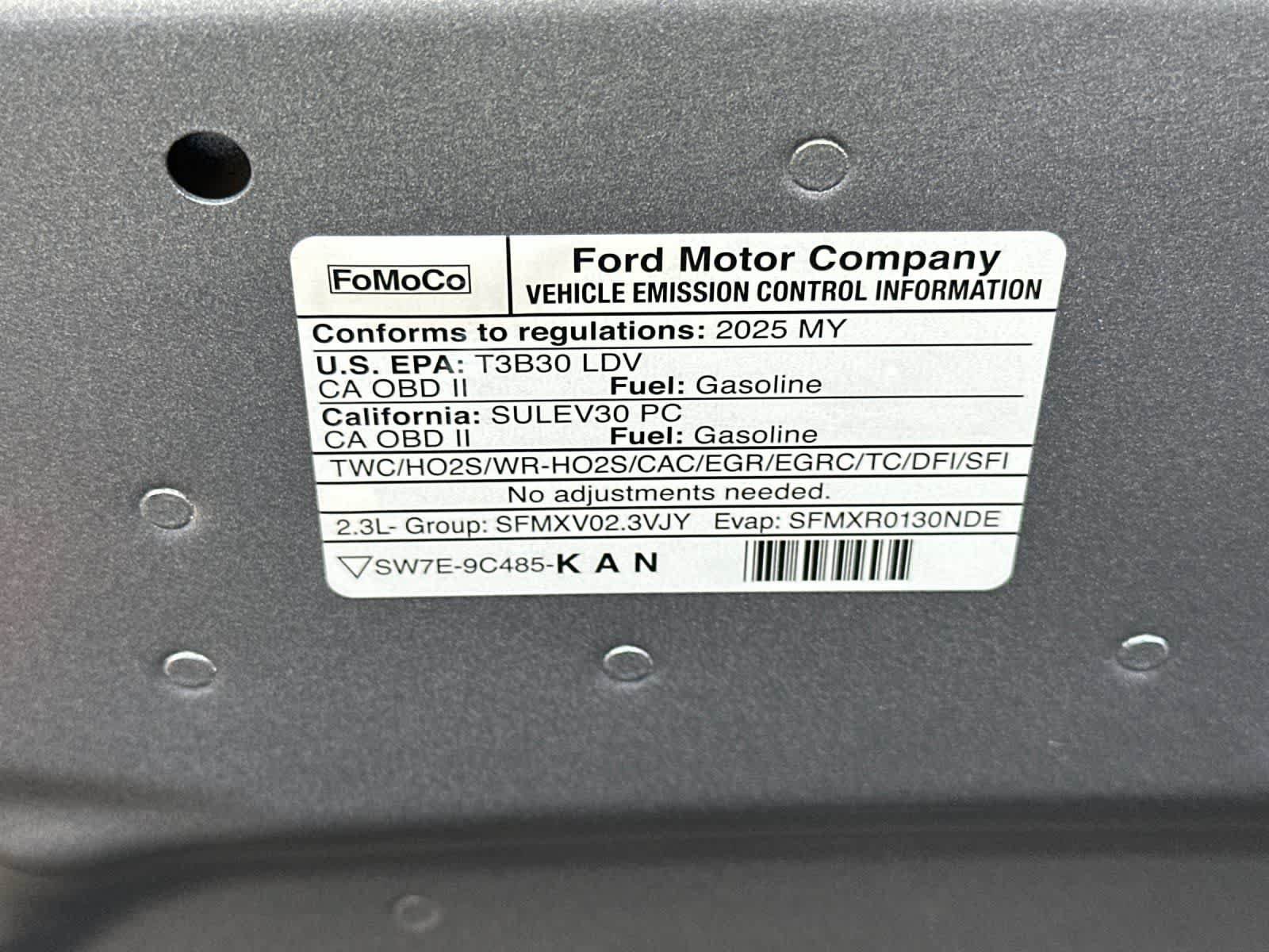Used 2025 Ford Mustang Premium RWD image 29