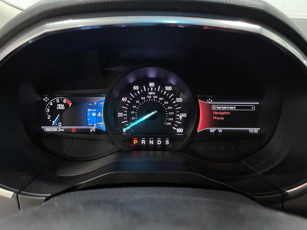 Used 2020 Ford Edge Titanium w/ Equipment Group 301A image 24