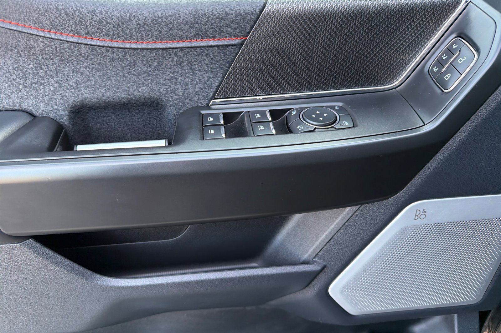 Used 2025 Ford F150 Raptor image 11