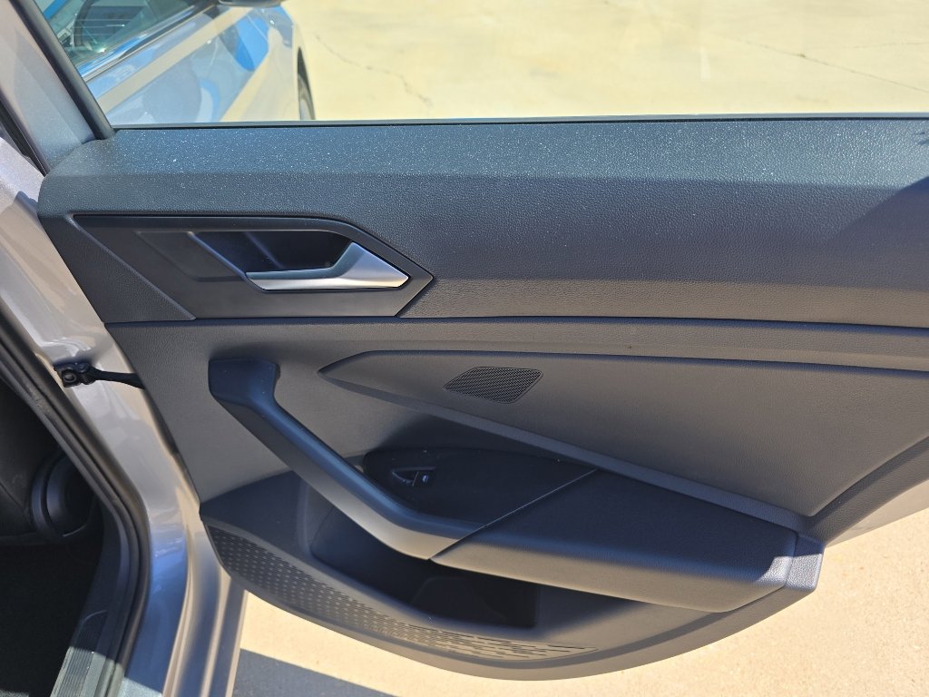 Used 2024 Volkswagen Jetta SE w/ Panoramic Sunroof Package FWD image 17
