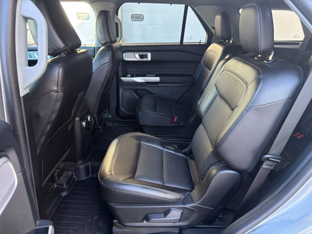 Certified 2023 Ford Explorer Limited w/ Equipment Group 301A AWD/4WD image 15