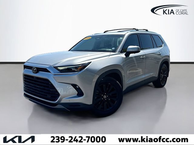 Used 2024 Toyota Grand Highlander AWD image 2