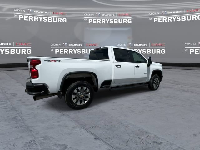 Used 2024 Chevrolet Silverado 2500 Custom w/ Custom Value Package AWD/4WD image 8