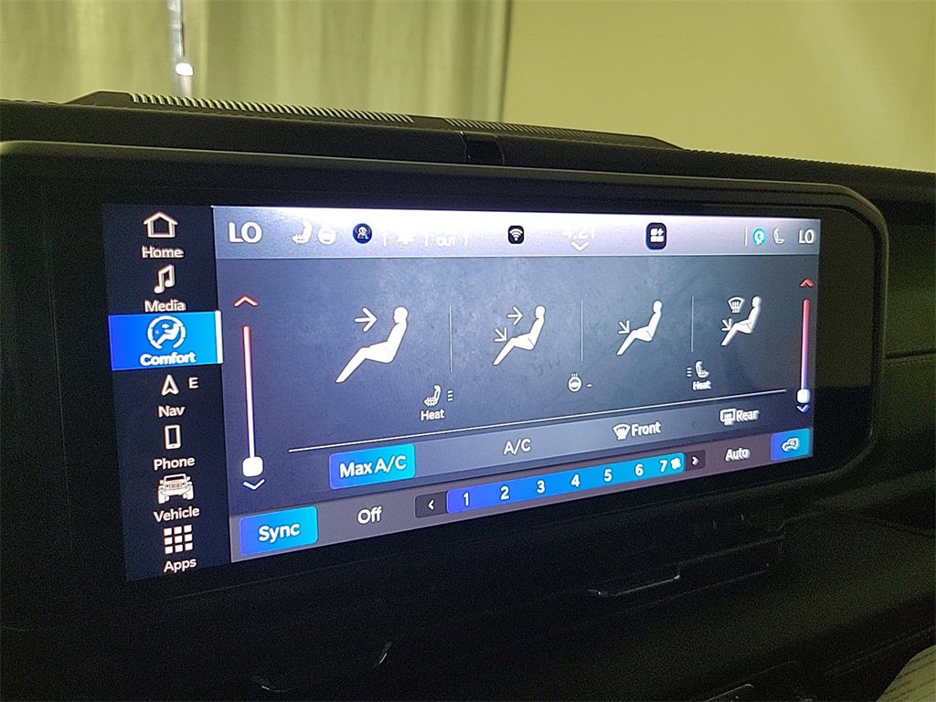 Used 2024 Jeep Wrangler High Altitude image 17