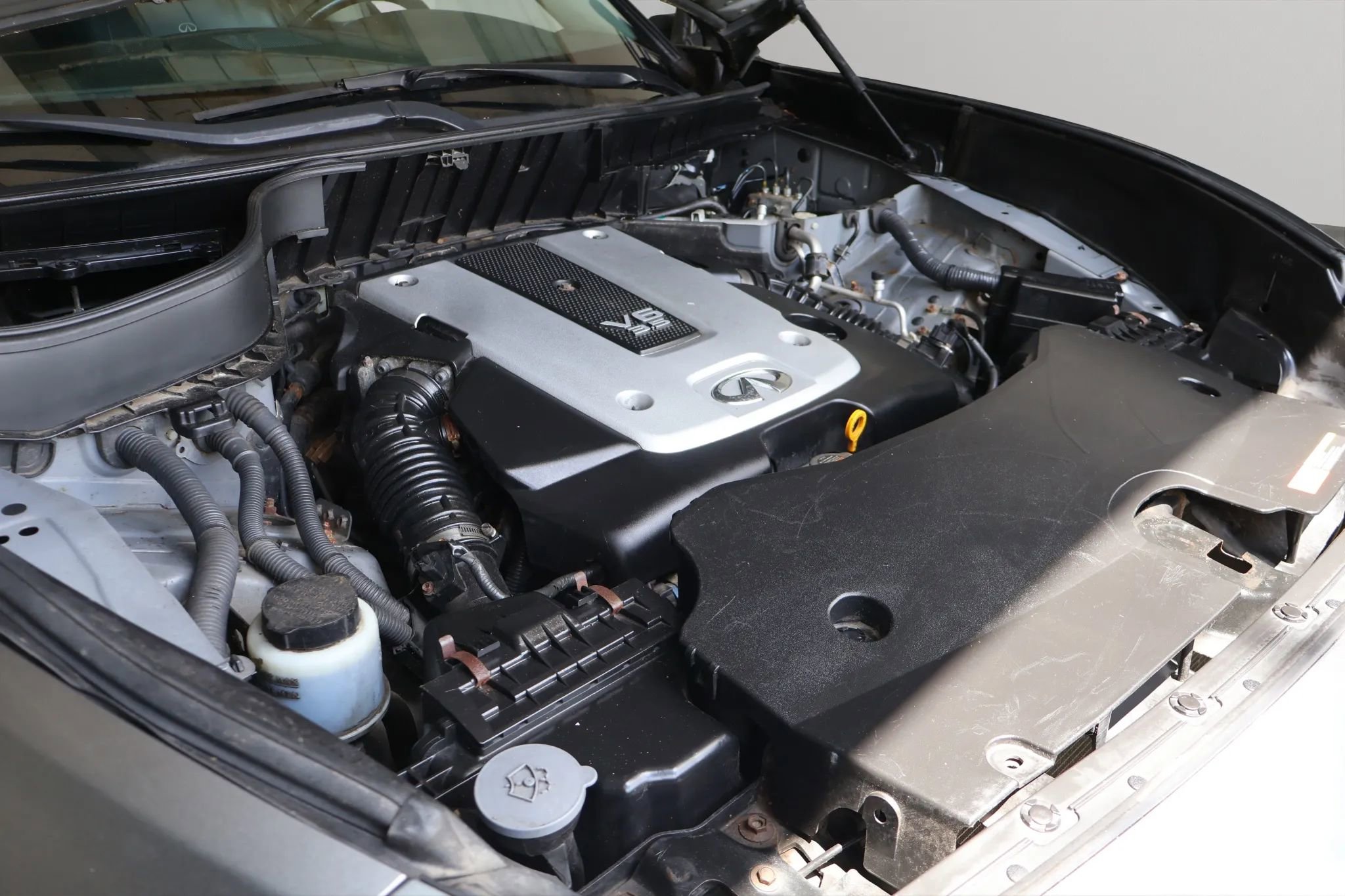 Used 2012 INFINITI FX35 AWD w/ Premium Pkg image 21