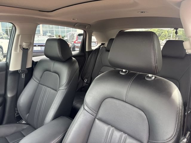 Certified 2024 Honda HR-V EX-L image 11