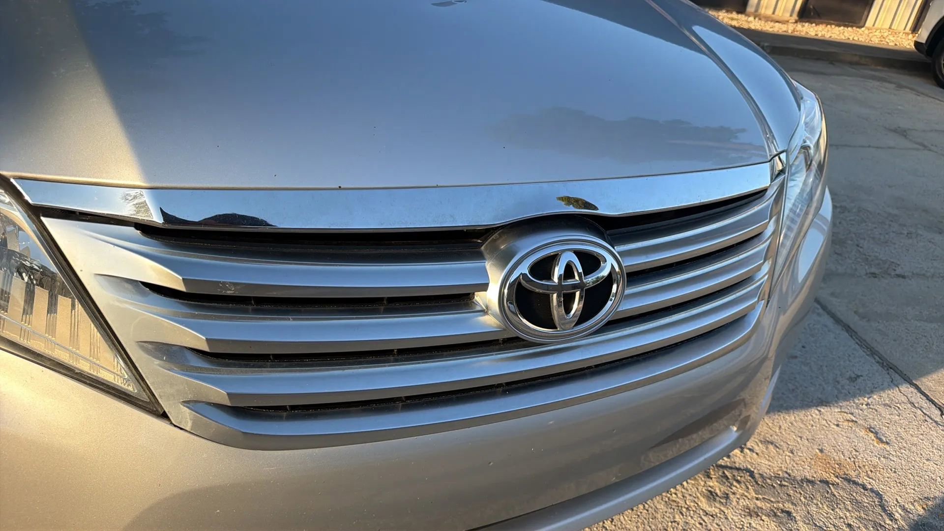 Used 2011 Toyota Avalon FWD image 31