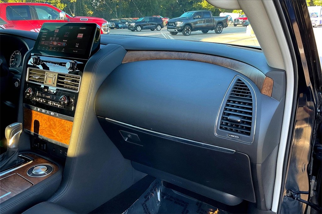 Used 2024 Nissan Armada SL w/ Captain's Chairs Package image 16