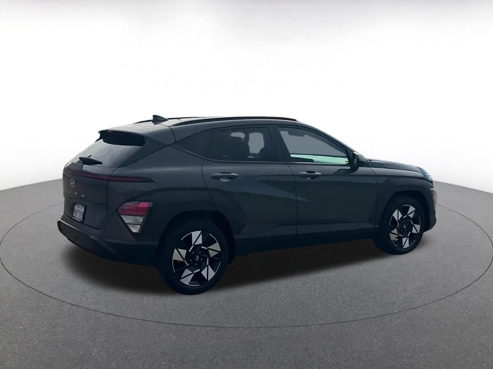 Used 2025 Hyundai Kona SEL image 14
