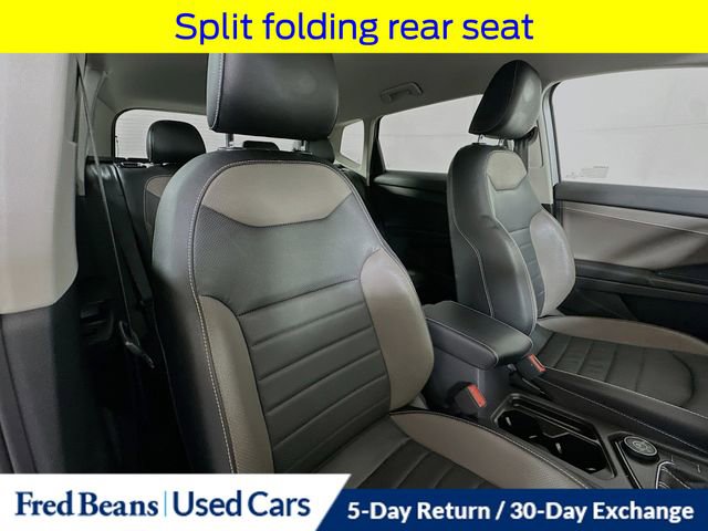 Used 2022 Volkswagen Taos SEL image 33