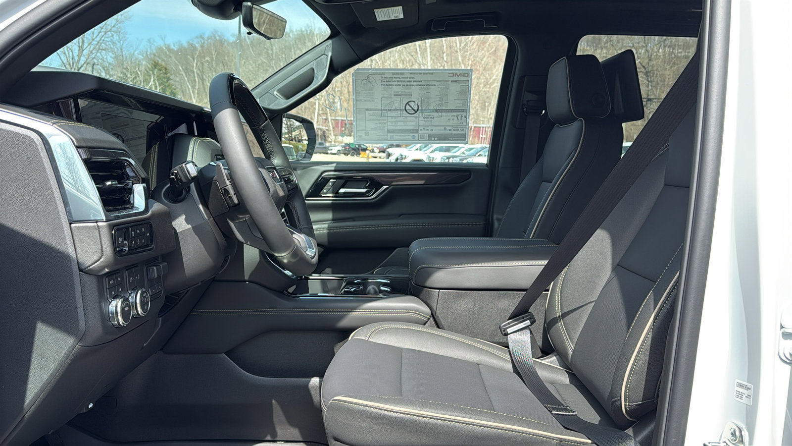 New 2026 GMC Yukon Elevation image 7