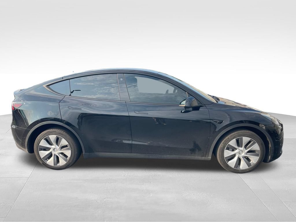 Used 2023 Tesla Model Y Long Range AWD/4WD image 6