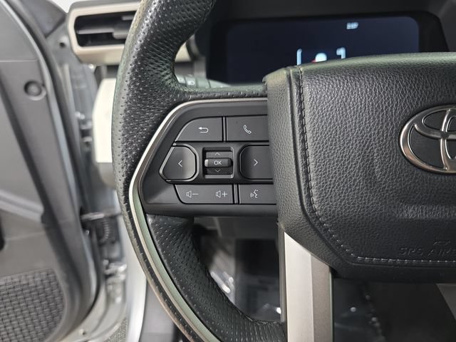 Certified 2024 Toyota Tacoma TRD Off-Road AWD/4WD image 14