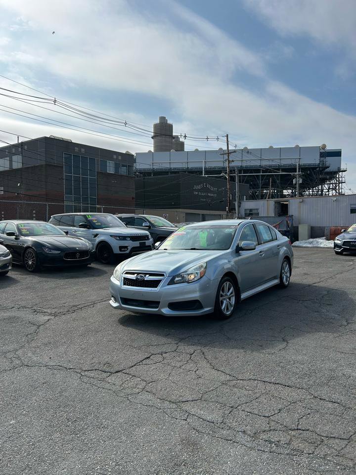 Used 2013 Subaru Legacy 2.5i Premium w/ All-Weather Pkg image 2