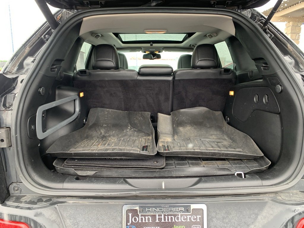 Used 2015 Jeep Cherokee Limited w/ Luxury Group image 17