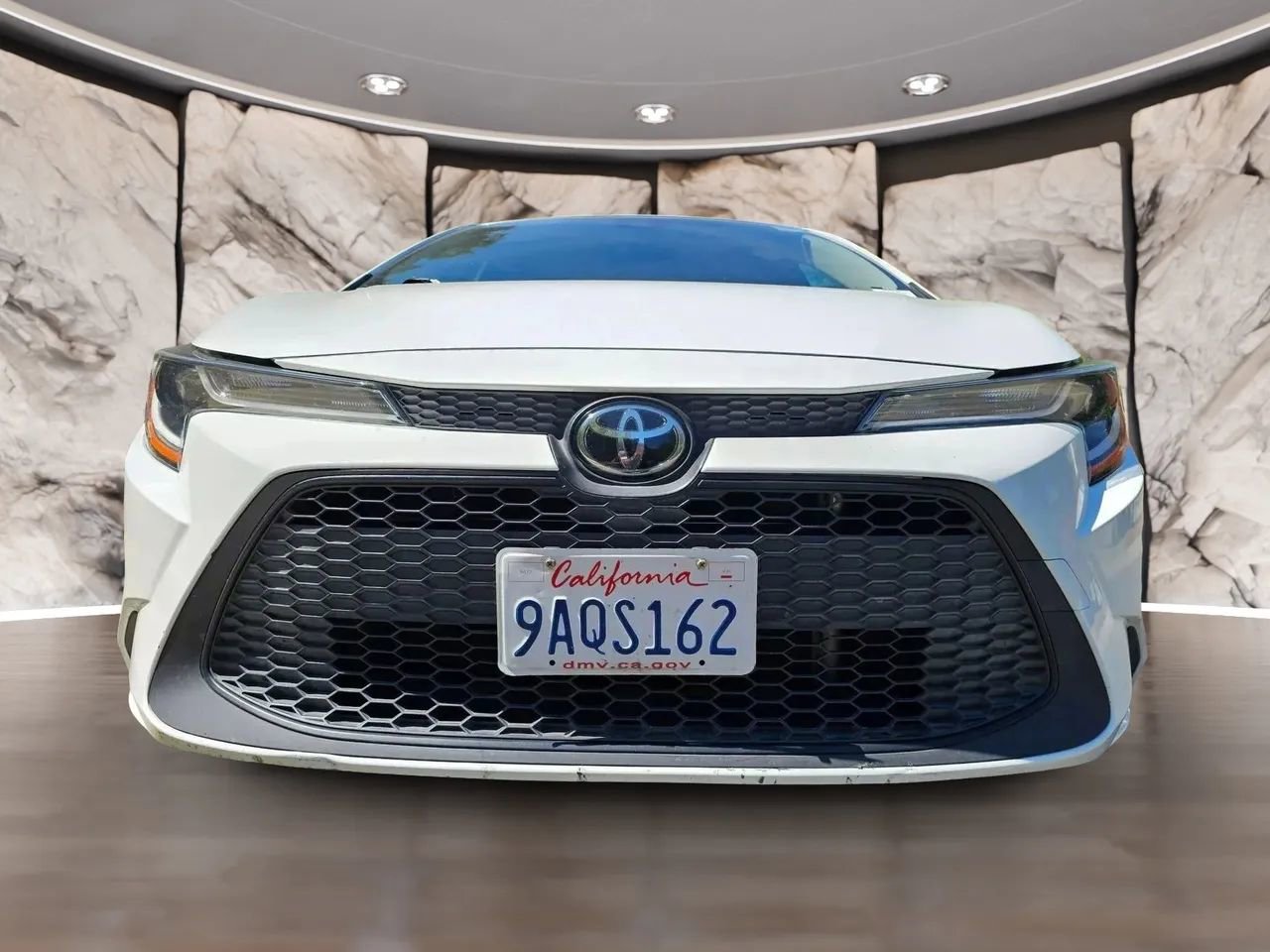 Used 2021 Toyota Corolla LE image 16