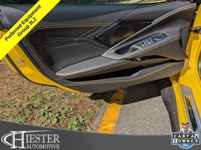 Used 2025 Chevrolet Corvette Z06 w/ Stealth Interior Trim Package RWD image 12