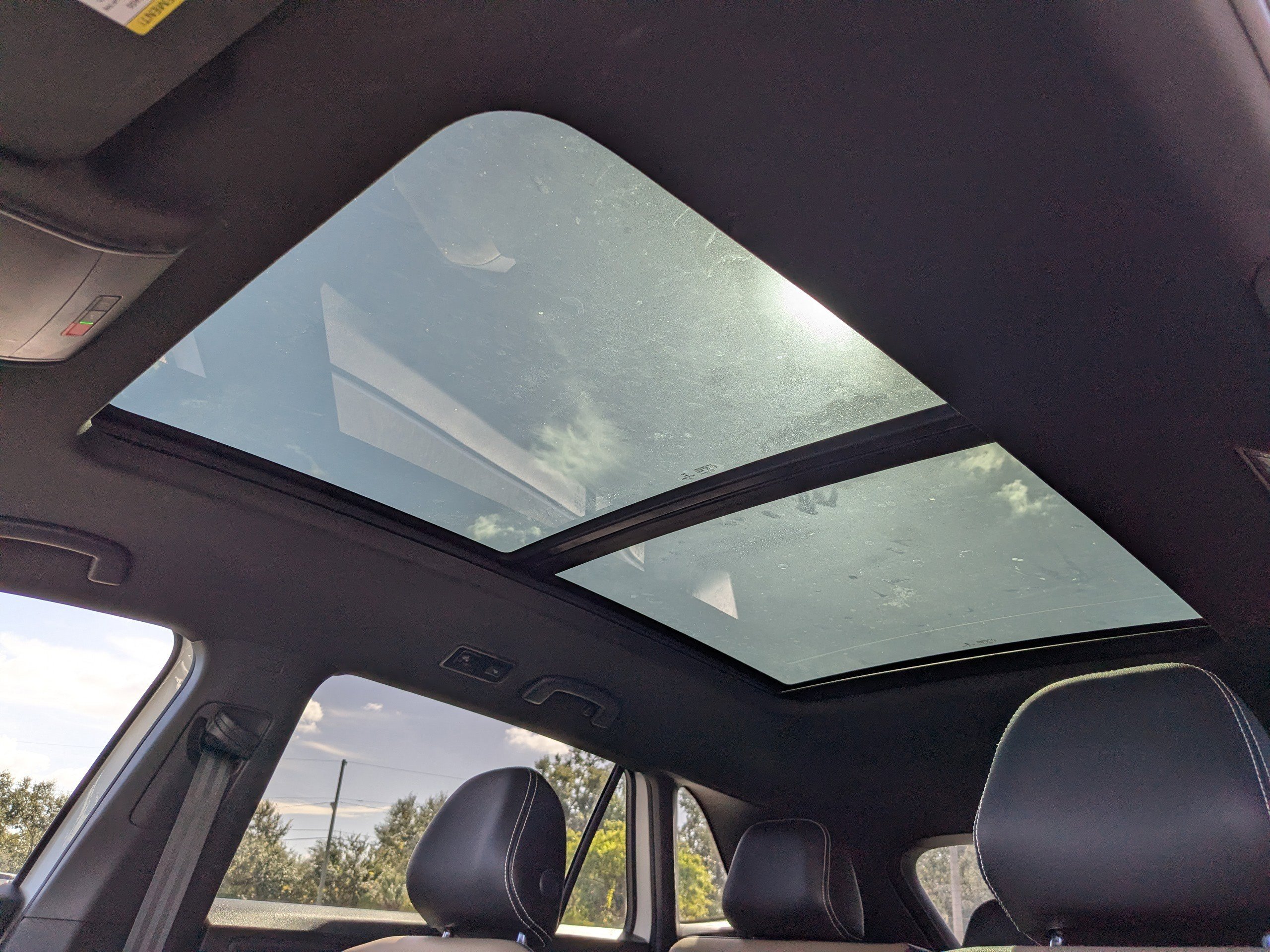 Used 2021 Volkswagen Atlas Cross Sport SE image 22