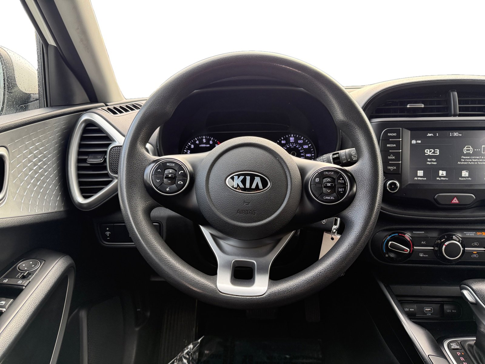 Used 2021 Kia Soul LX image 10