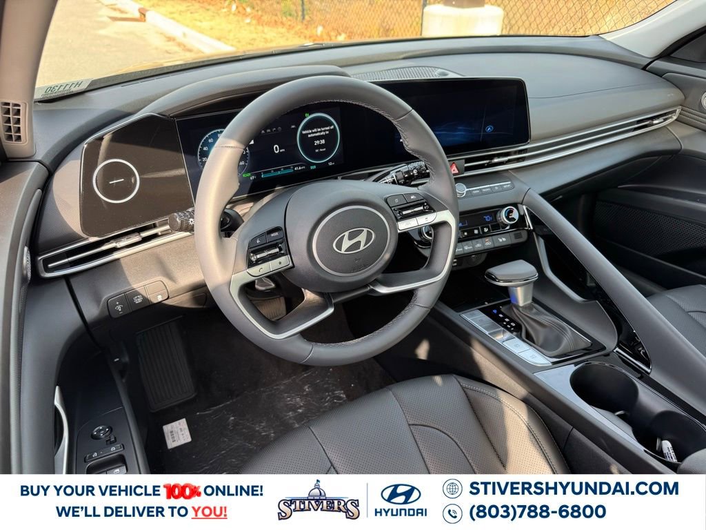 New 2026 Hyundai Elantra Limited image 3